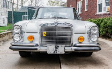 Mercedes-benz-300sel-1970-White-Blue-1