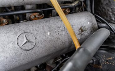 Mercedes-benz-300sel-1970-White-Blue-13