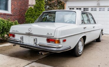 Mercedes-benz-300sel-1970-White-Blue-16