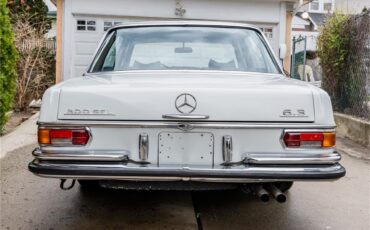 Mercedes-benz-300sel-1970-White-Blue-17