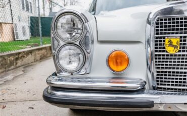Mercedes-benz-300sel-1970-White-Blue-21
