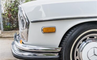 Mercedes-benz-300sel-1970-White-Blue-23