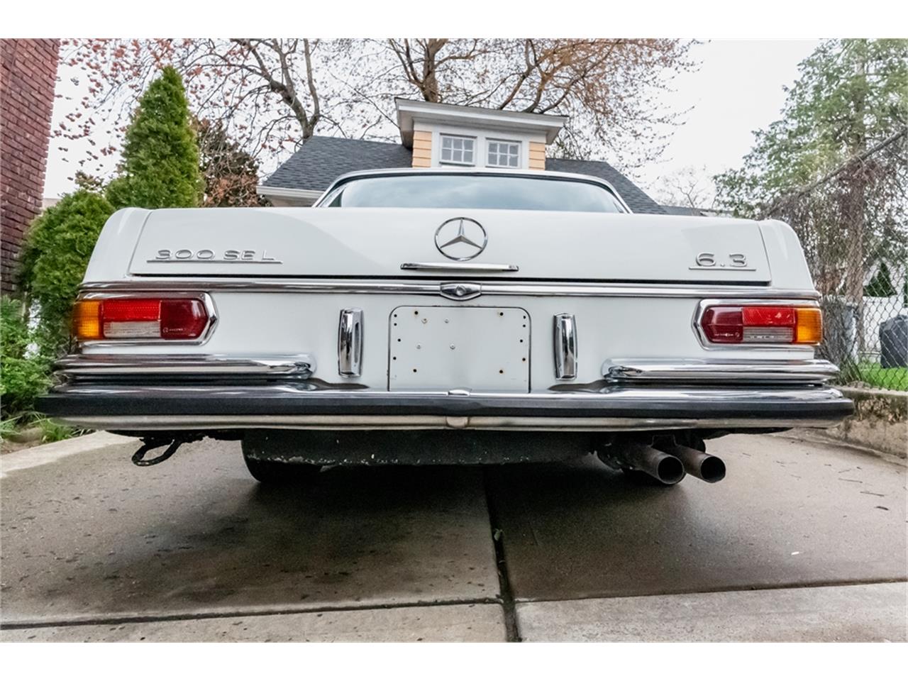 Mercedes-benz-300sel-1970-White-Blue-3