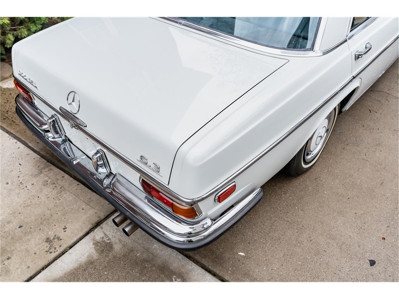 Mercedes-benz-300sel-1970-White-Blue-30