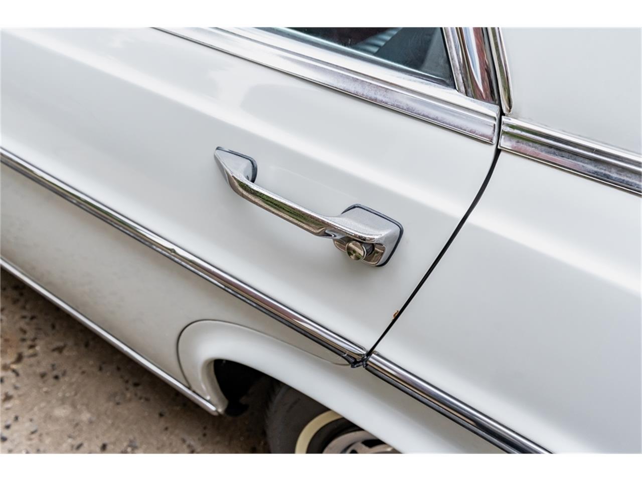 Mercedes-benz-300sel-1970-White-Blue-34
