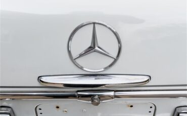 Mercedes-benz-300sel-1970-White-Blue-38