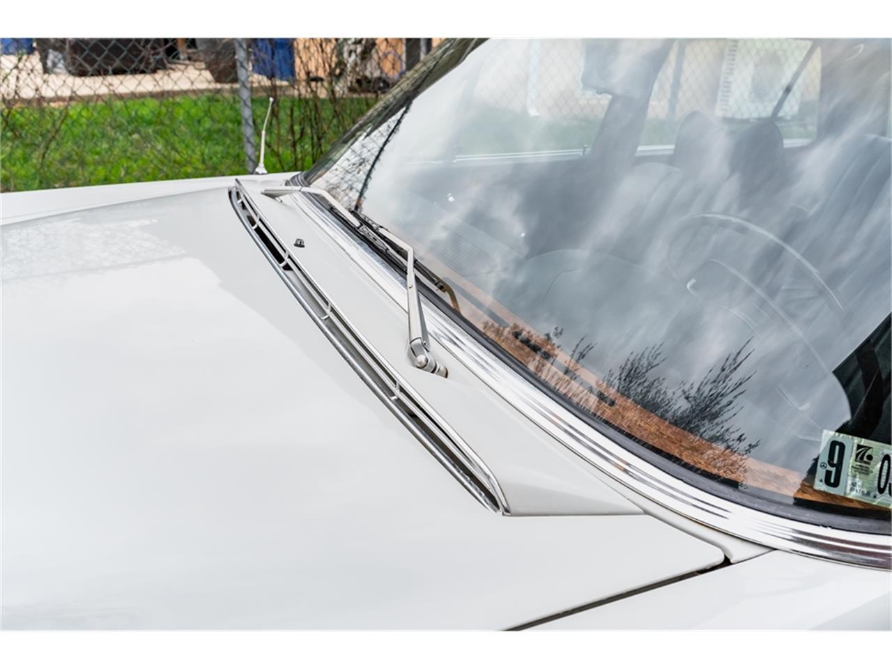 Mercedes-benz-300sel-1970-White-Blue-45
