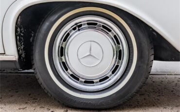 Mercedes-benz-300sel-1970-White-Blue-48