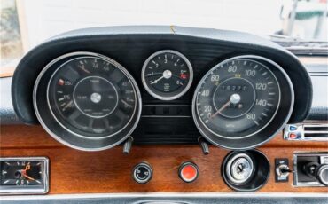 Mercedes-benz-300sel-1970-White-Blue-56