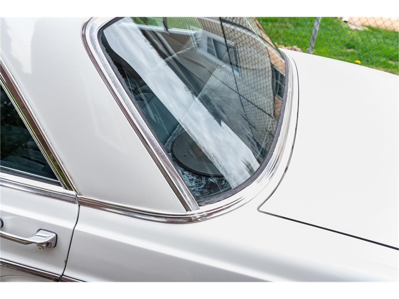 Mercedes-benz-300sel-1970-White-Blue-6