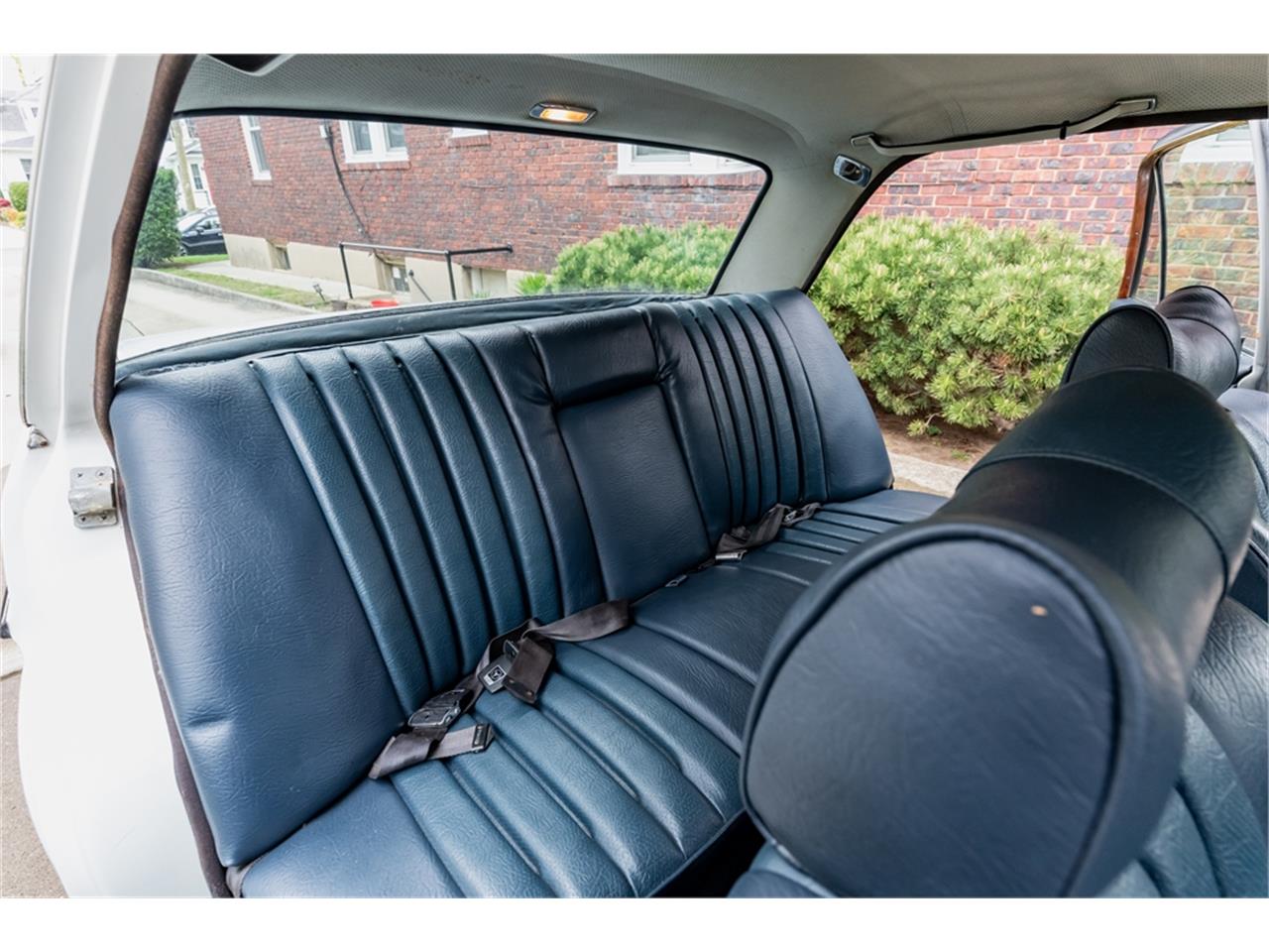Mercedes-benz-300sel-1970-White-Blue-60