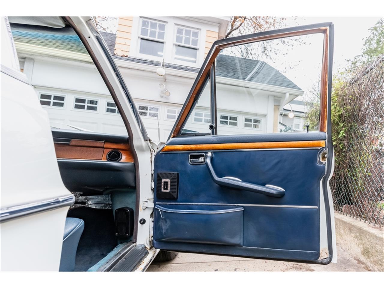 Mercedes-benz-300sel-1970-White-Blue-62