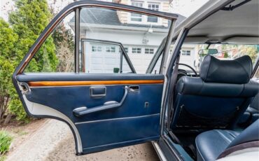 Mercedes-benz-300sel-1970-White-Blue-63