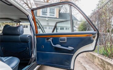 Mercedes-benz-300sel-1970-White-Blue-64