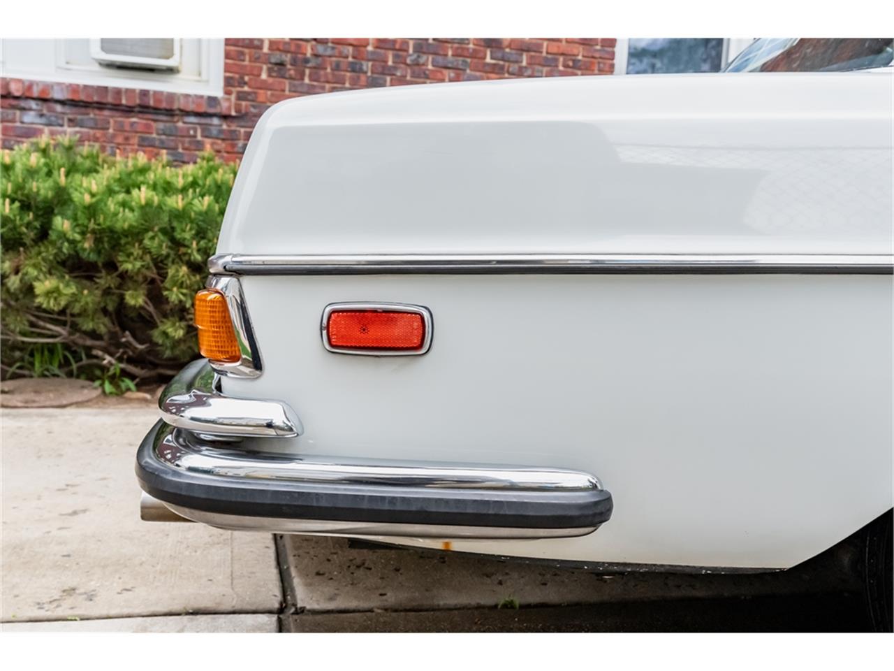 Mercedes-benz-300sel-1970-White-Blue-94