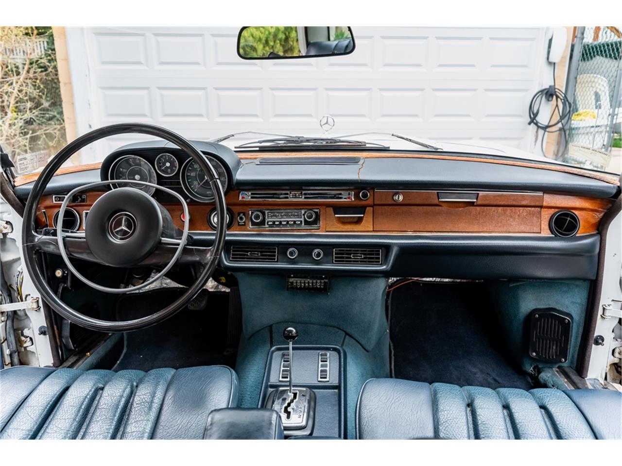 Mercedes-benz-300sel-1970-White-Blue-98