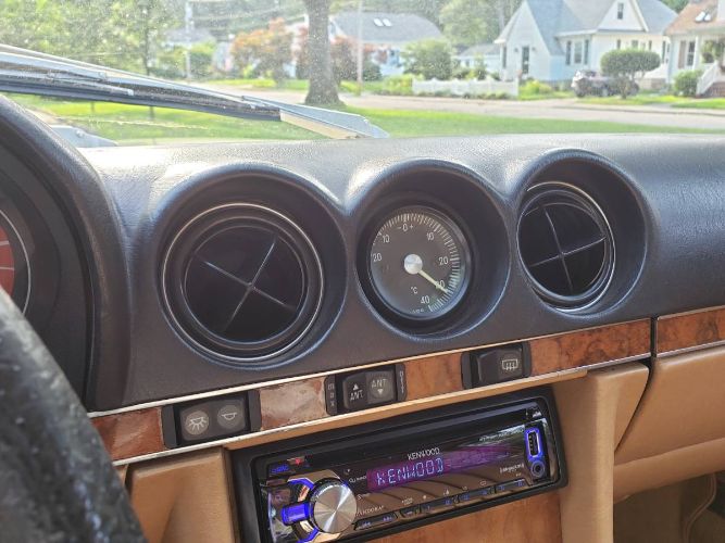 Mercedes-benz-300sl-1985-Cream-Tan-6