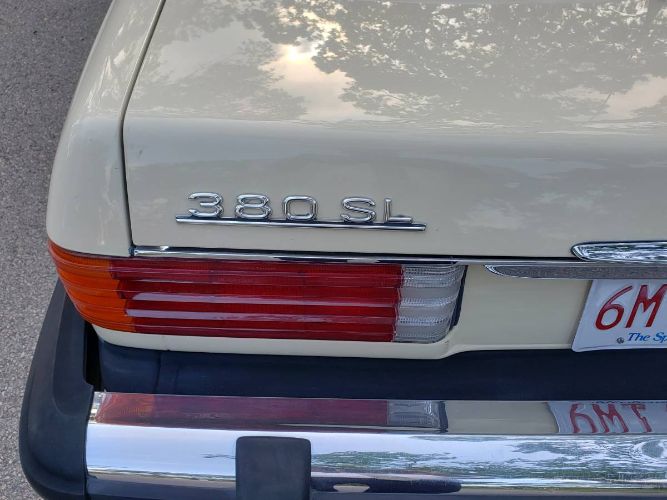 Mercedes-benz-300sl-1985-Cream-Tan-8