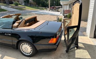 Mercedes-benz-300sl-1990-Black-European-Mustard-5