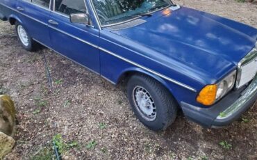 Mercedes-benz-300td-1980-1