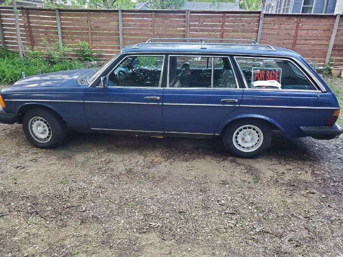 Mercedes-benz-300td-1980-4