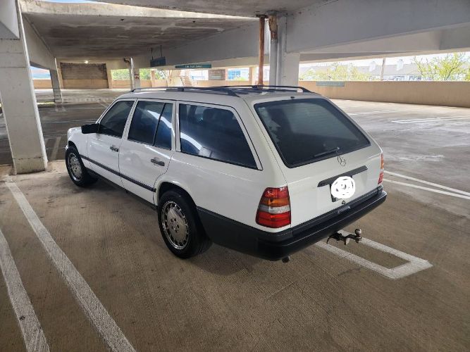 Mercedes-benz-300te-1988-White-Blue-1