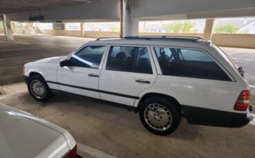 Mercedes-benz-300te-1988-White-Blue-7