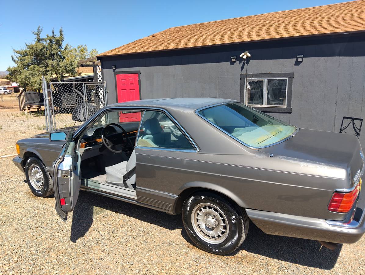 Mercedes-benz-380-sec-amp-s-320-1983-1