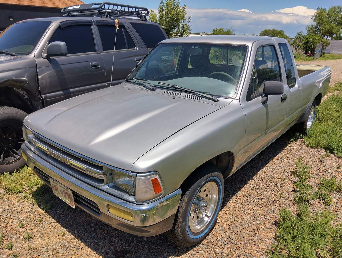 Mercedes-benz-380-sec-amp-s-320-1983-6