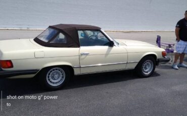 Mercedes-benz-380s-1981-Yellow-3