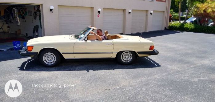 Mercedes-benz-380s-1981-Yellow