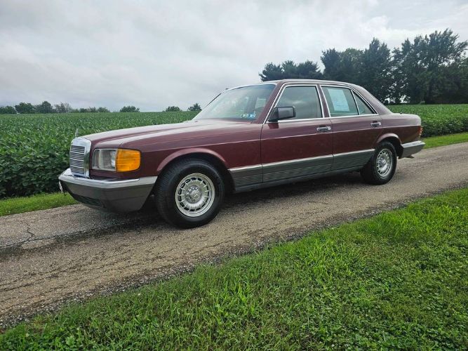 Mercedes-benz-380se-1984-Burgundy-Tan-11