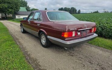 Mercedes-benz-380se-1984-Burgundy-Tan-9