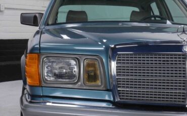 Mercedes-benz-380se-1985-Blue-11