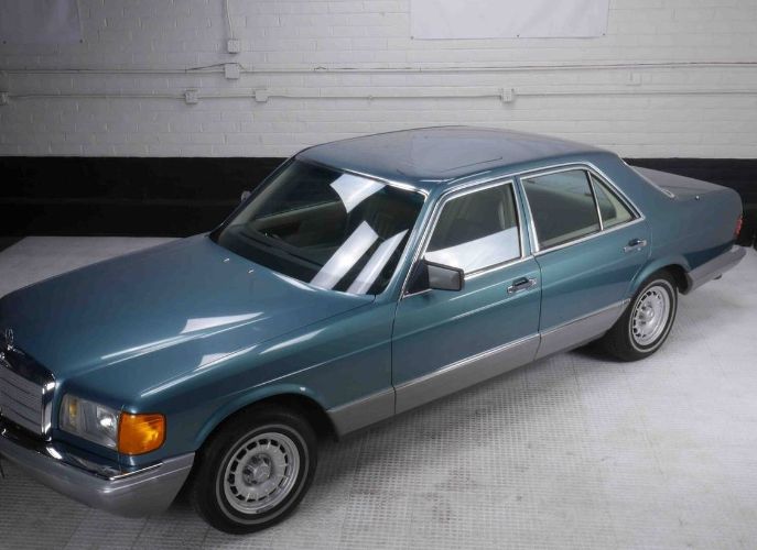 Mercedes-benz-380se-1985-Blue-12