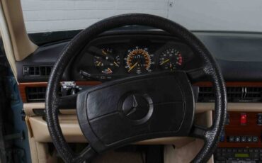 Mercedes-benz-380se-1985-Blue-16