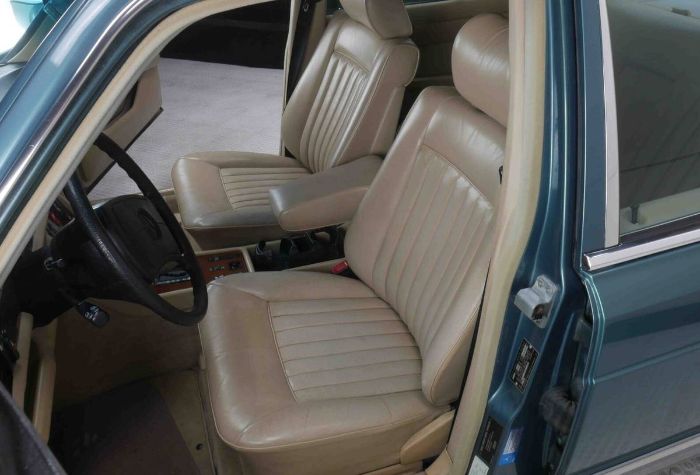Mercedes-benz-380se-1985-Blue-2
