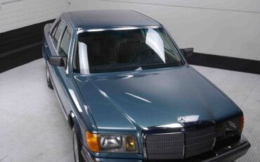 Mercedes-benz-380se-1985-Blue