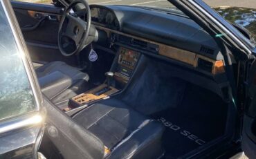 Mercedes-benz-380sec-1983-19