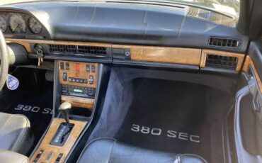 Mercedes-benz-380sec-1983-22