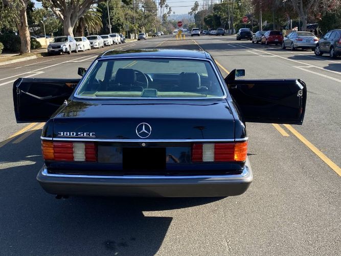 Mercedes-benz-380sec-1983-3