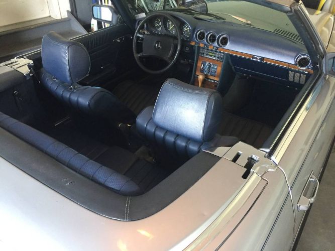 Mercedes-benz-380sl-1981-Silver-Blue-11