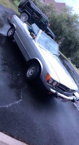 Mercedes-benz-380sl-1981-Silver-Blue-3