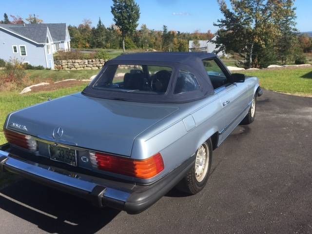 Mercedes-benz-380sl-1981-Silver-Blue-Blue-Leather-2