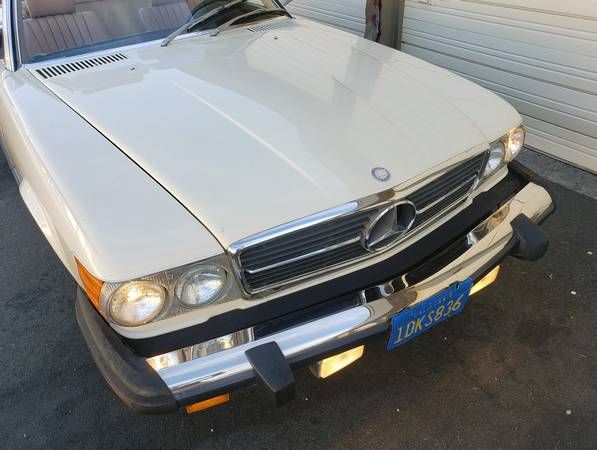 Mercedes-benz-380sl-1982-13
