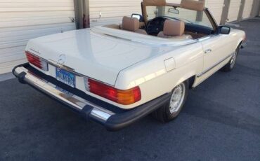 Mercedes-benz-380sl-1982-14