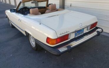 Mercedes-benz-380sl-1982-15