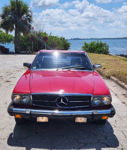 Mercedes-benz-380sl-1982-15