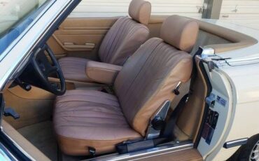 Mercedes-benz-380sl-1982-17