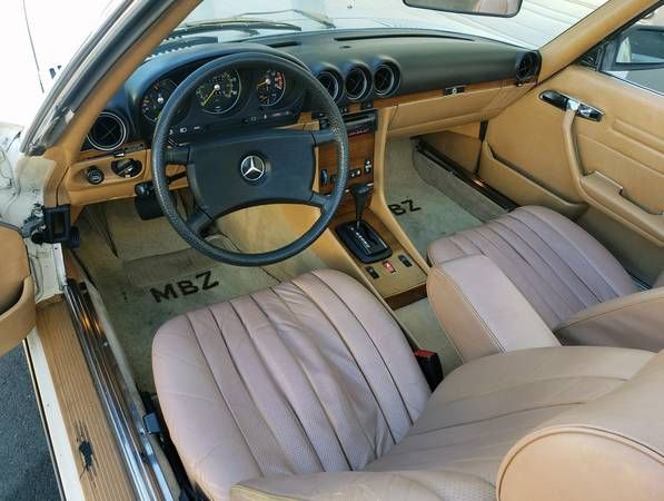 Mercedes-benz-380sl-1982-18